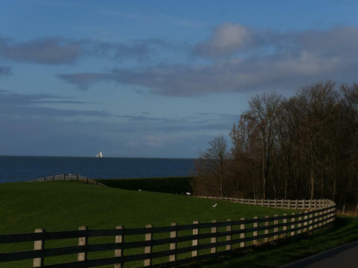 D'Aldeskoalle Molkwerum Exteriér fotografie